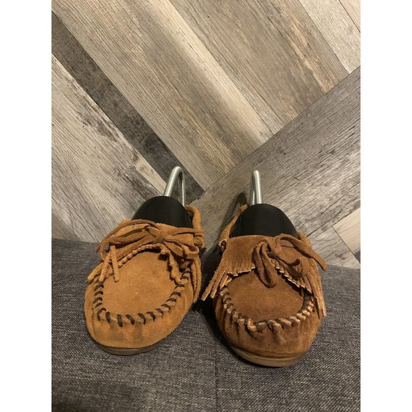 Minnetonka Kilty Hardsole Womens Size 7 Brown Suede Slip On Moccasin Flat 402 - Picture 2 of 8